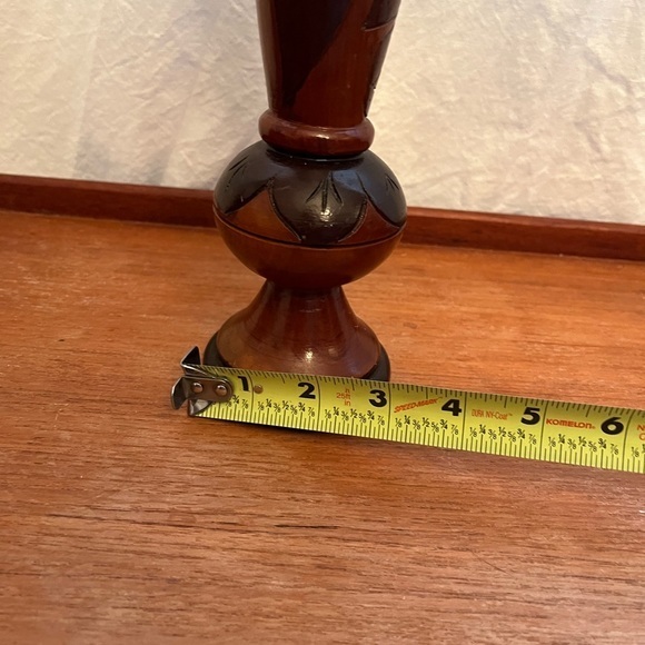 Carved wooden vintage vase - Picture 5 of 5